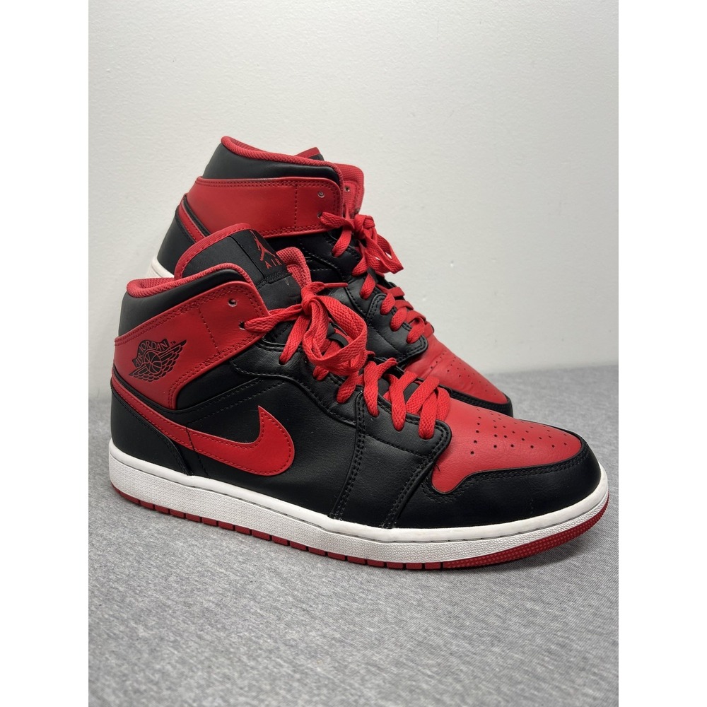 Nike Air Jordan 1 Mid Shoes Mens Size 11.5 Black‎ Red Bred Sneakers DQ8426-060